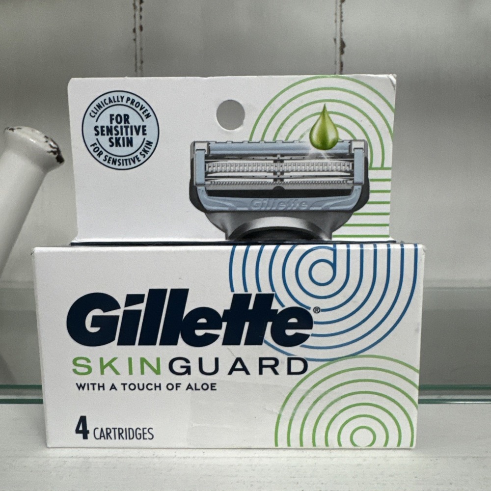 Gillette Skinguard For Sensitive Skin Razor Blade Refills -‎ 4 Cartridges